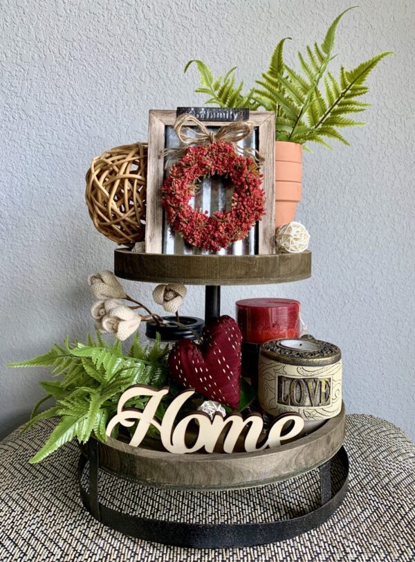 Red Flowers Wreath Decor Set
