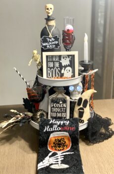 "Happy Hallowine" Decor Set