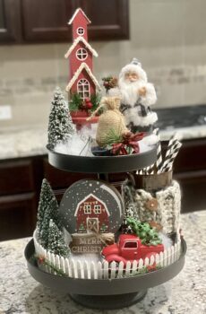"Mini Red Church" Decor Set
