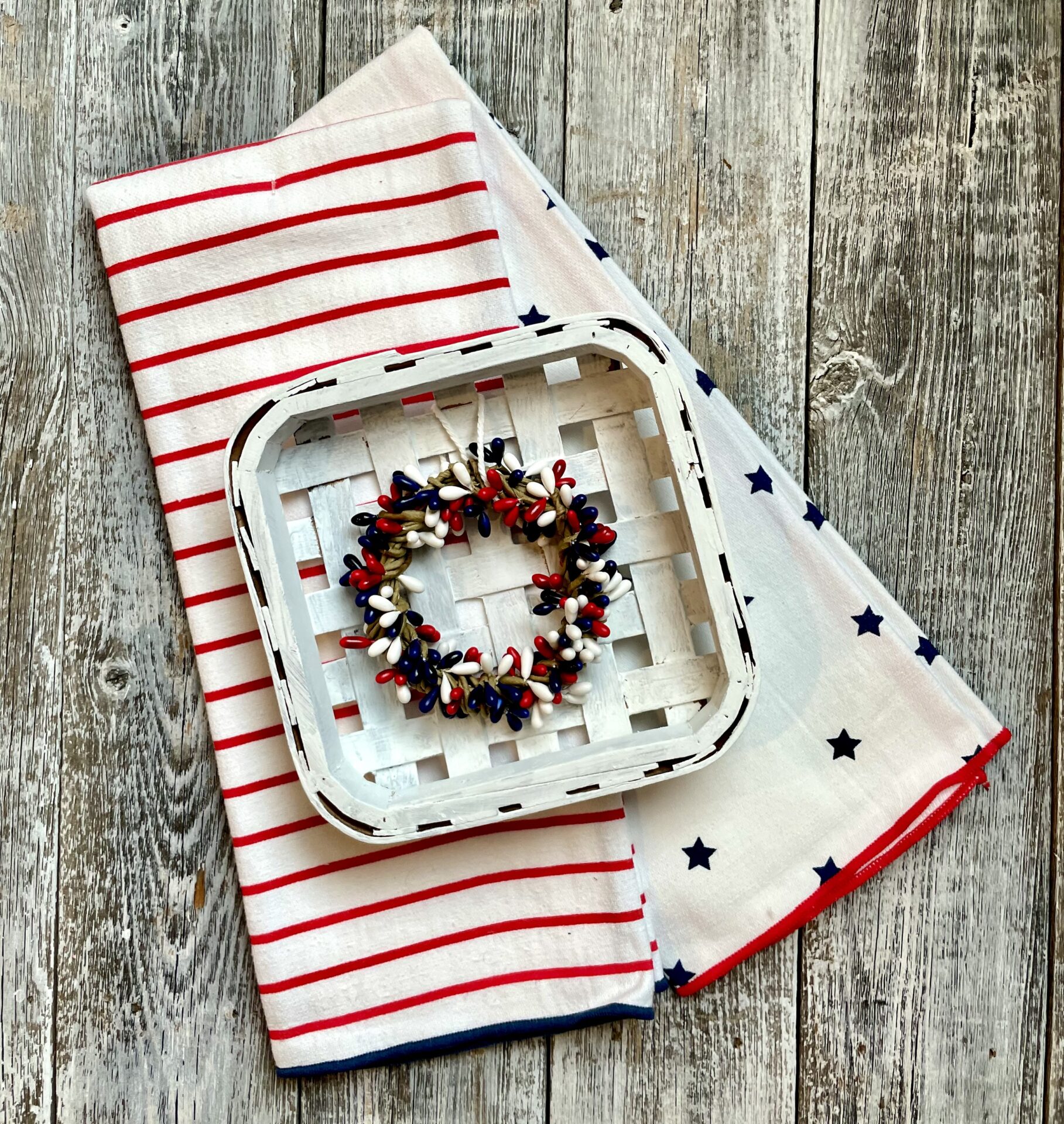 "Happy 4th of July" Decor Set - Image 4